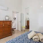 펜션 Camerelle House With Patio