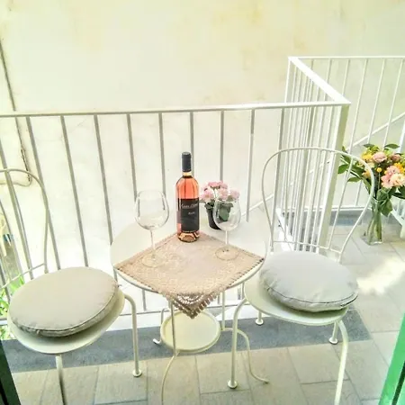 Camerelle House With Patio Hébergement de vacances Atrani